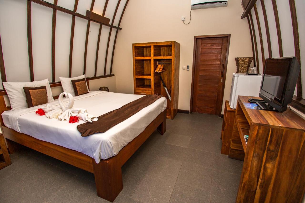 Oceans 5 Dive Resort Gili Air Exterior photo